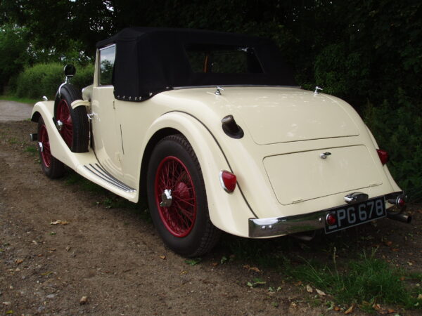 A.C. 16/70 2-seat Drophead Coupe with dickey seat - Image 13