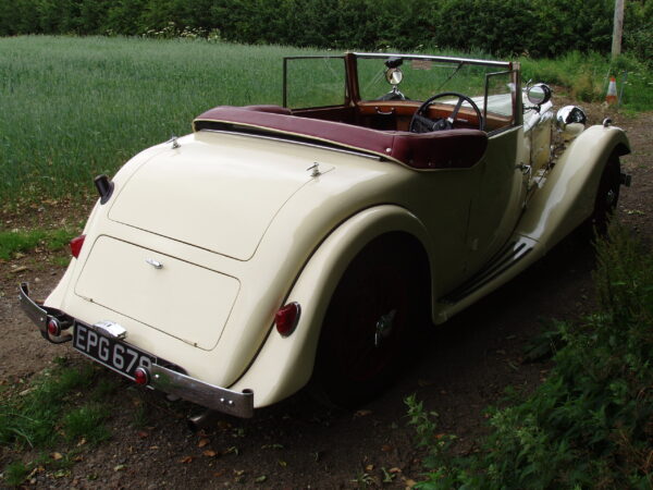 A.C. 16/70 2-seat Drophead Coupe with dickey seat - Image 7