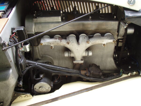 A.C. 16/70 2-seat Drophead Coupe with dickey seat - Image 2